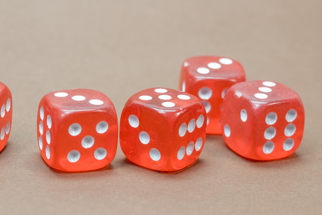 Inside the iGaming Universe: Slots, Poker, and Smart Betting